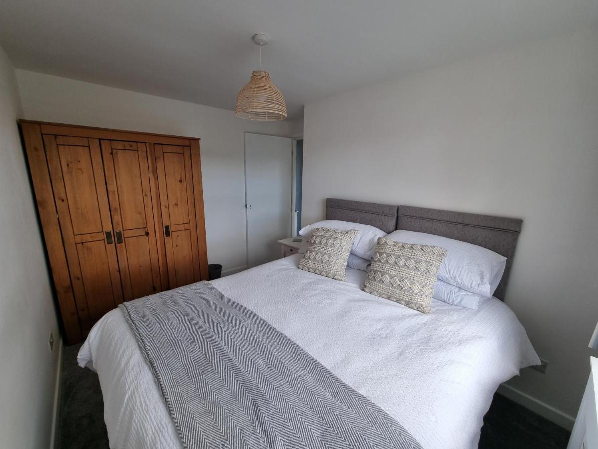 Hightide - 2 Bed With Parking, Balcony & Sea View. Apartment Swanage Bagian luar foto