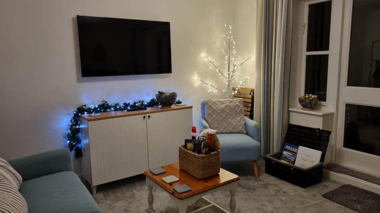 Hightide - 2 Bed With Parking, Balcony & Sea View. Apartment Swanage Bagian luar foto